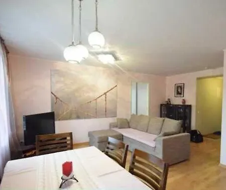 Апартаменты Людмила Apartment Narva-Jõesuu